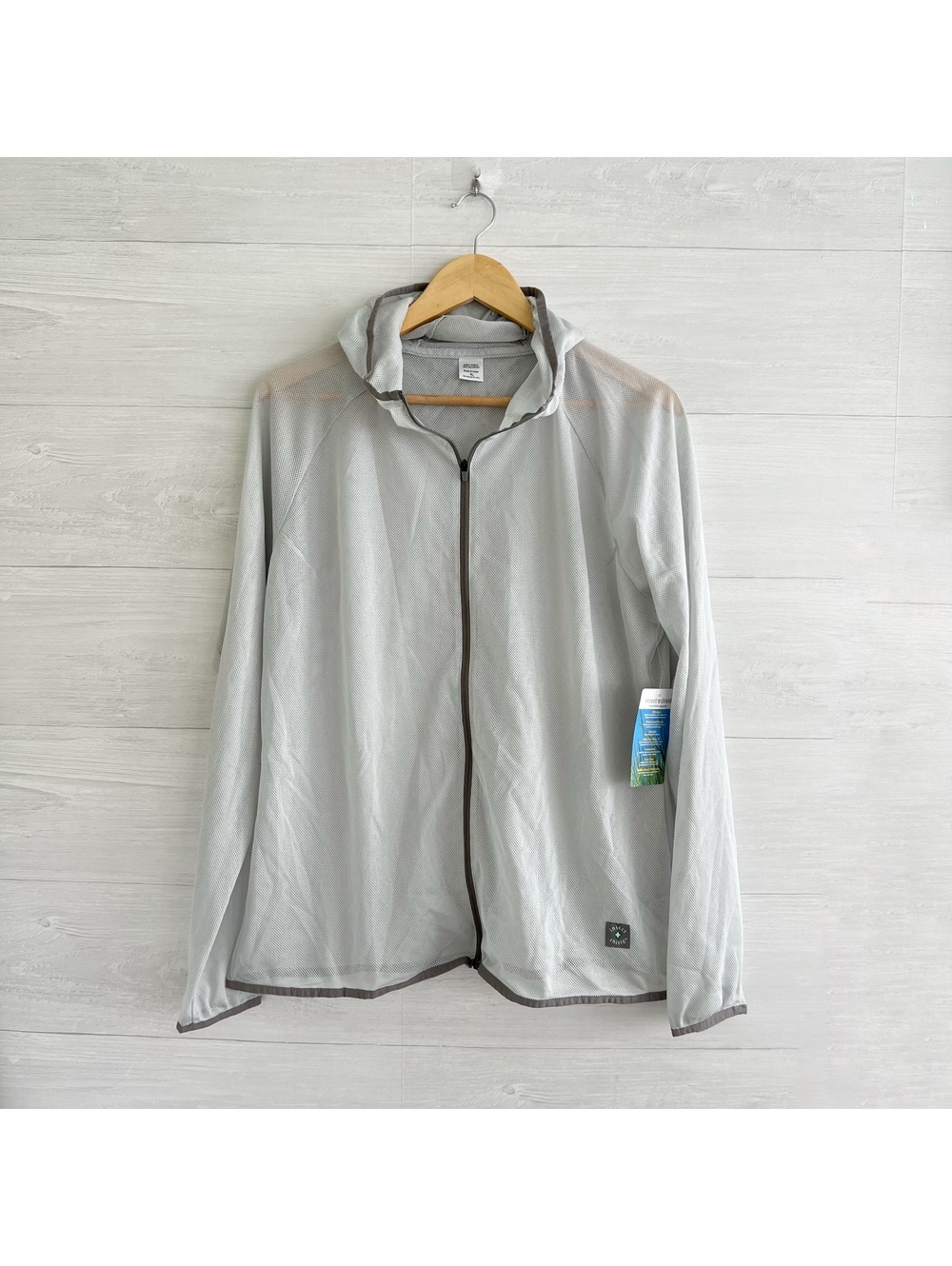 NWT Insect Shield Gray Mesh Hooded Jacket XL Bug Repellent Hiking Travel